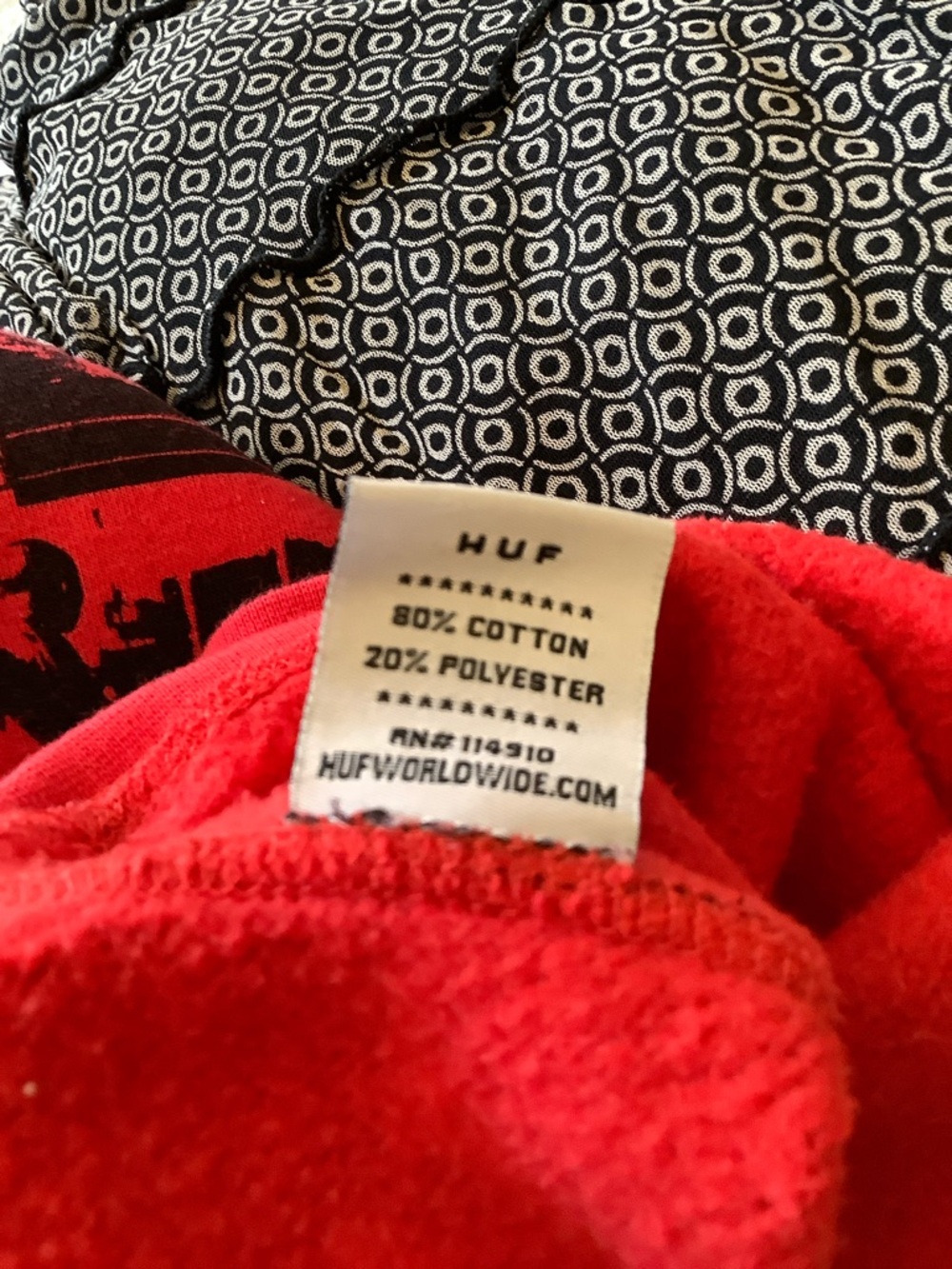 HUF Red and Black Photo-Print Crewneck Sweatshirt - Picture 7 of 7